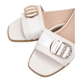 Vices 12C-71-valkoinen 1