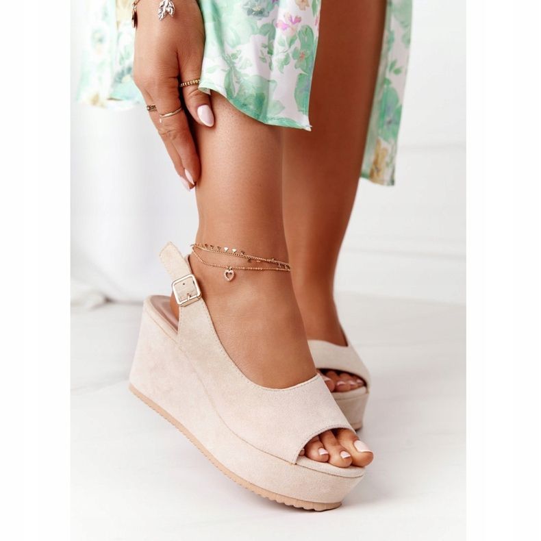Suede Wedge Sandaalit Beige Party Time 2