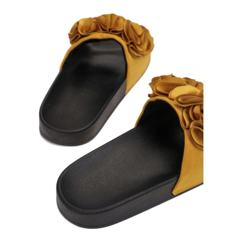 Vices 2040-49-keltainen 1 Vices 2040-49-keltainen 1