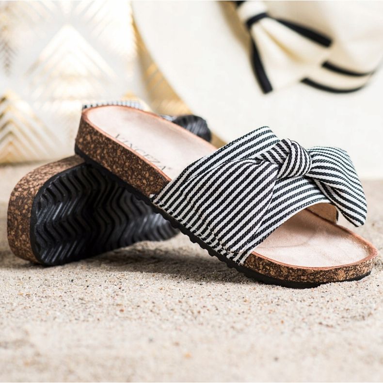 Vinceza raidalliset sandaalit valkoinen musta 1