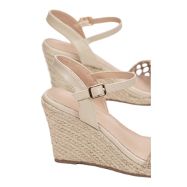 Vices LEE065-471-alaston 1