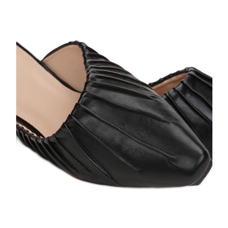 Vices NN135-38-musta 1