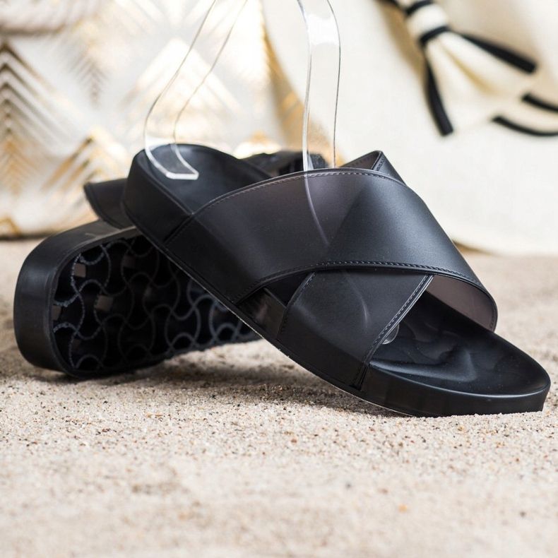 SHELOVET Muodikkaat kumitossut musta 1