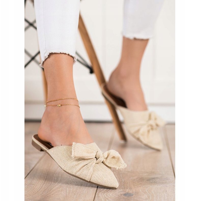 SHELOVET Tyylikkäät tossut Spitzissä beige 1