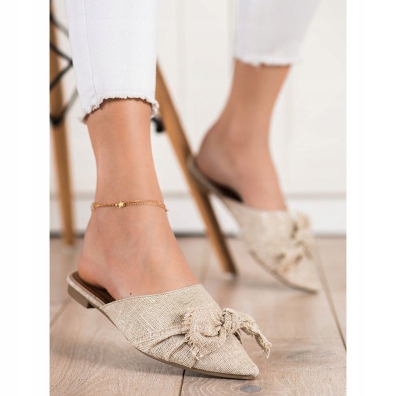 SHELOVET Tyylikkäät tossut Spitzissä beige 1