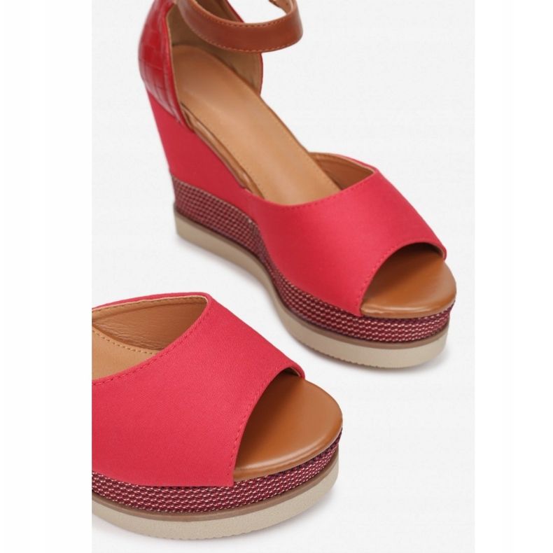 Vices YQ19-64-toim punainen 1