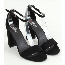 Mustat sandaalit postissa AF03P Musta 1