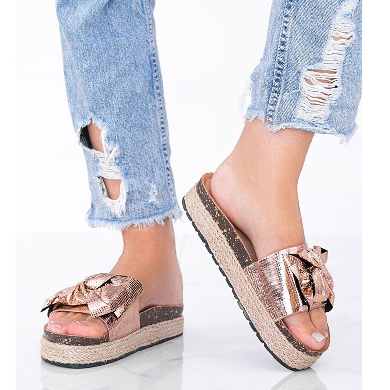 Naisten ruusukultaiset tossut, joissa on Columbia -rusetti kultainen 1