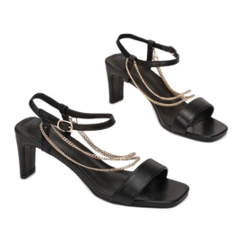 Vices 77-268-38-musta 2