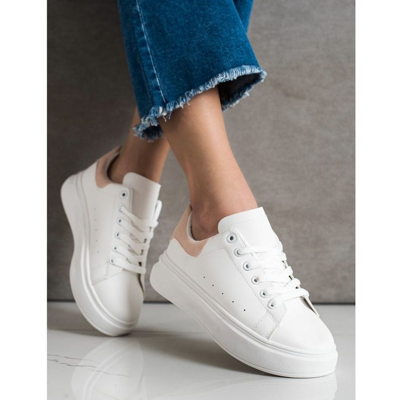 SHELOVET Valkoiset lenkkarit lavalla valkoinen 2