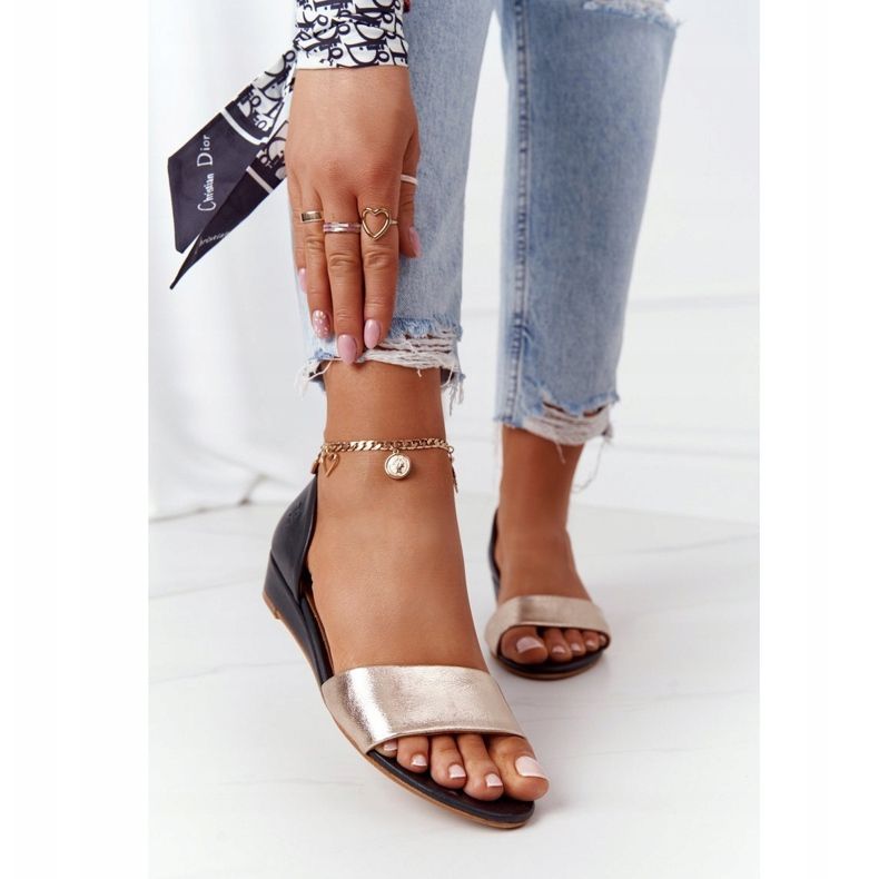 Nahkaiset sandaalit Maciejka 1971-46 musta ja kulta 2