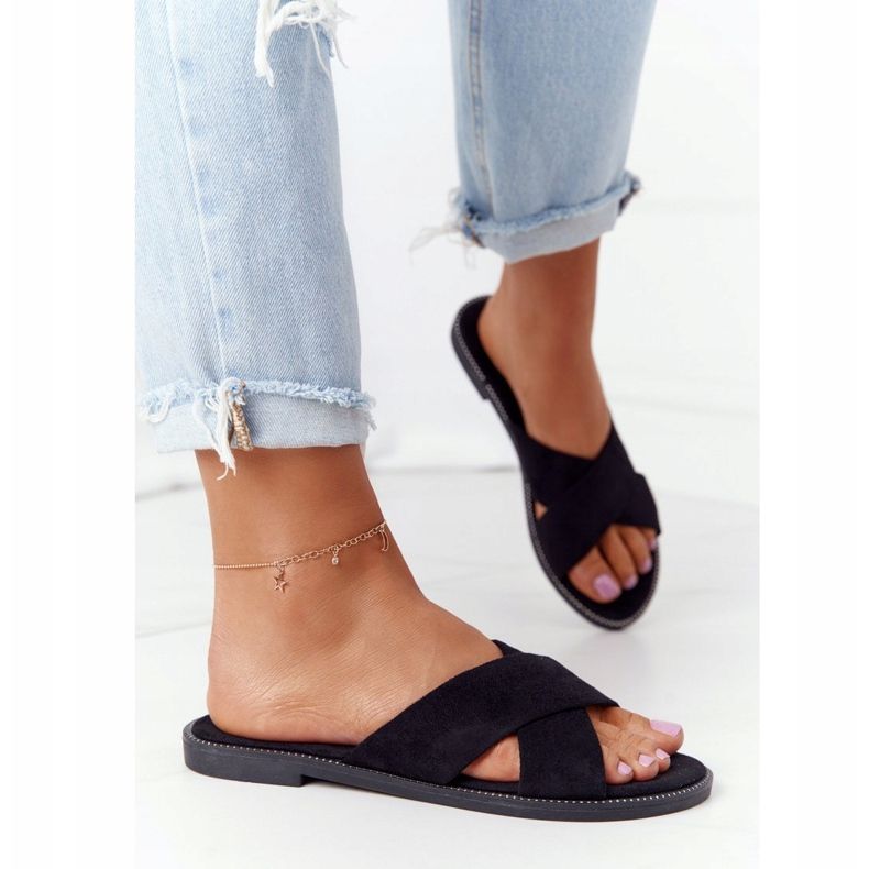 Naisten Velour -mustat tohvelit Edesa 1