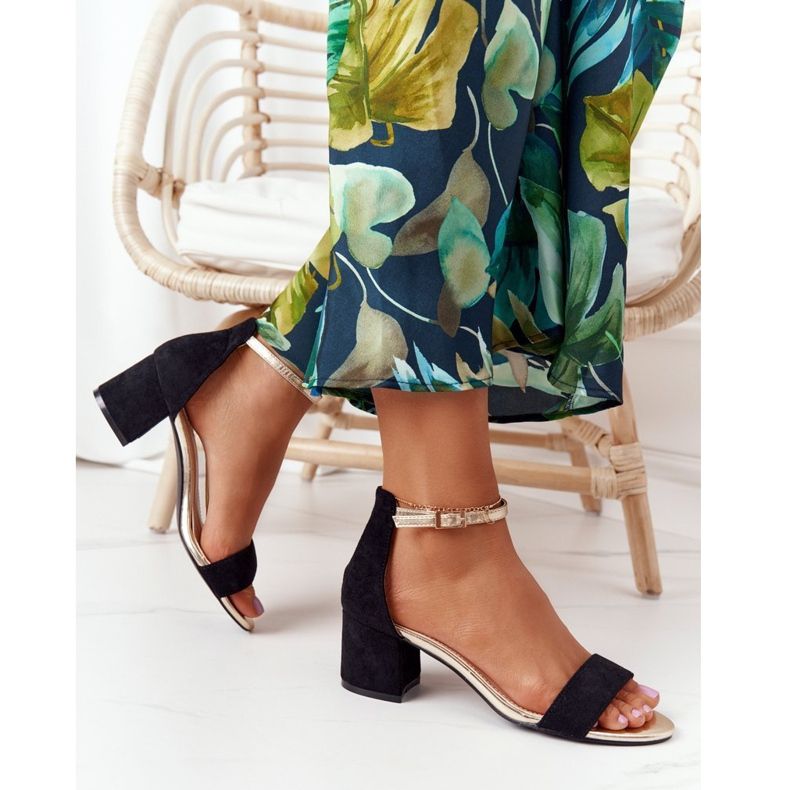 Mokkanahka mustat sandaalit kantapäässä Janet 2