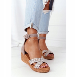 Suede Wedge Sandaalit Maciejka 04565-04 Beige-Gold 1