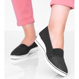 Musta kiiltävä ballerina Glam Star -kiilalla 1