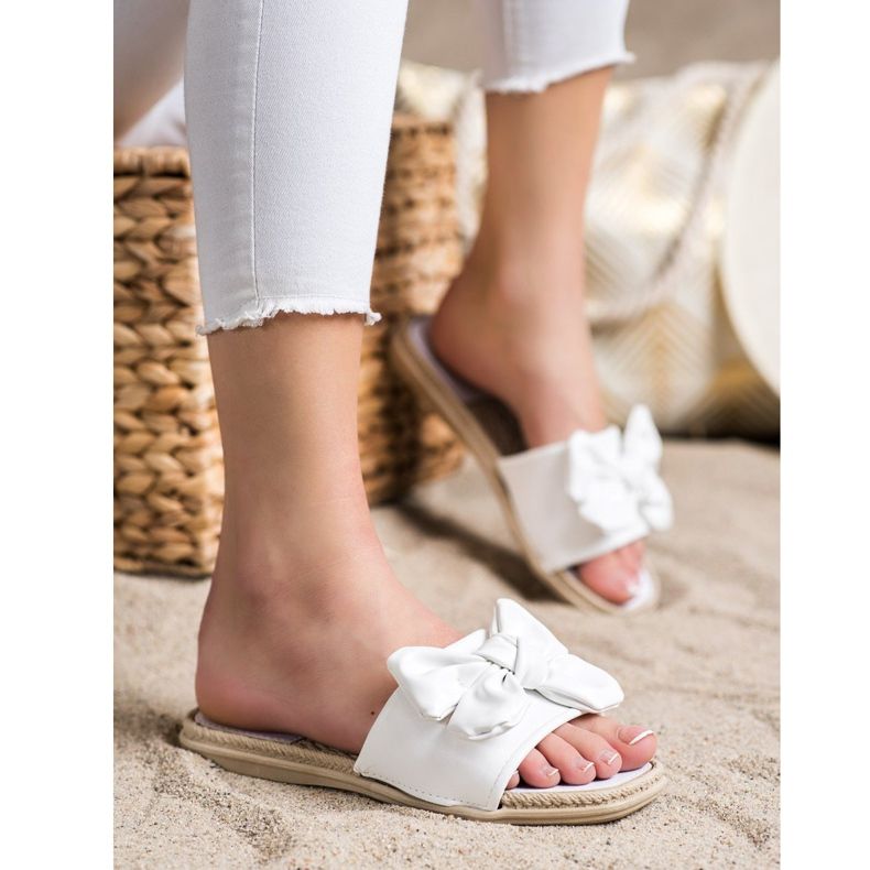 Small Swan Eco -nahkatossut, joissa on rusetti valkoinen 1