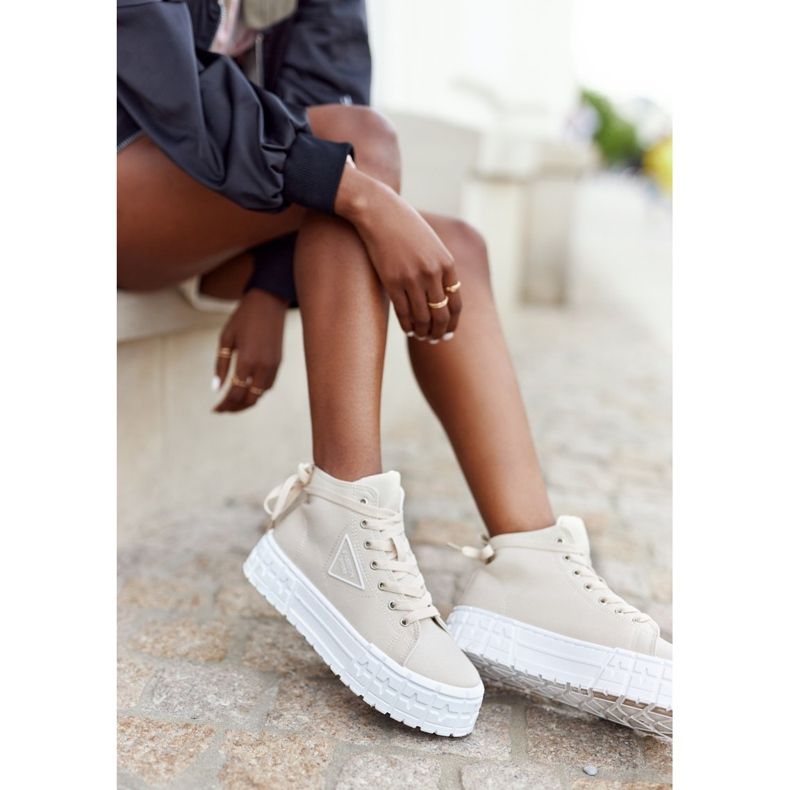 Naisten korkeat lenkkarit beigellä Manhattan -alustalla 2