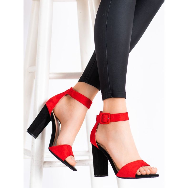 Goodin Punaiset sandaalit korkealla postilla punainen 1