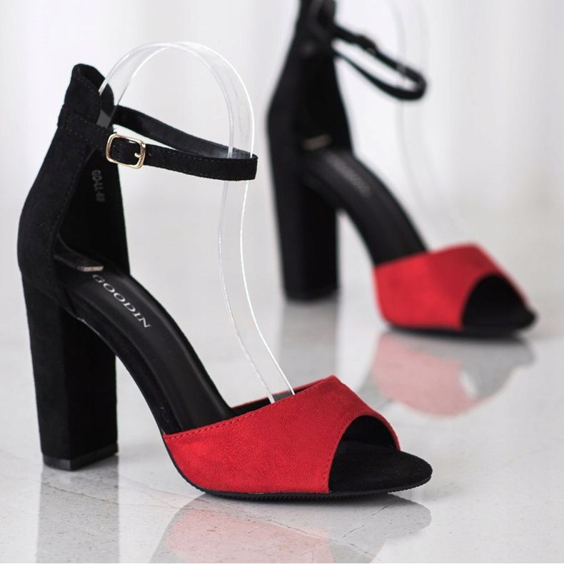 Goodin Mokkanahkaiset sandaalit baarissa musta punainen 1