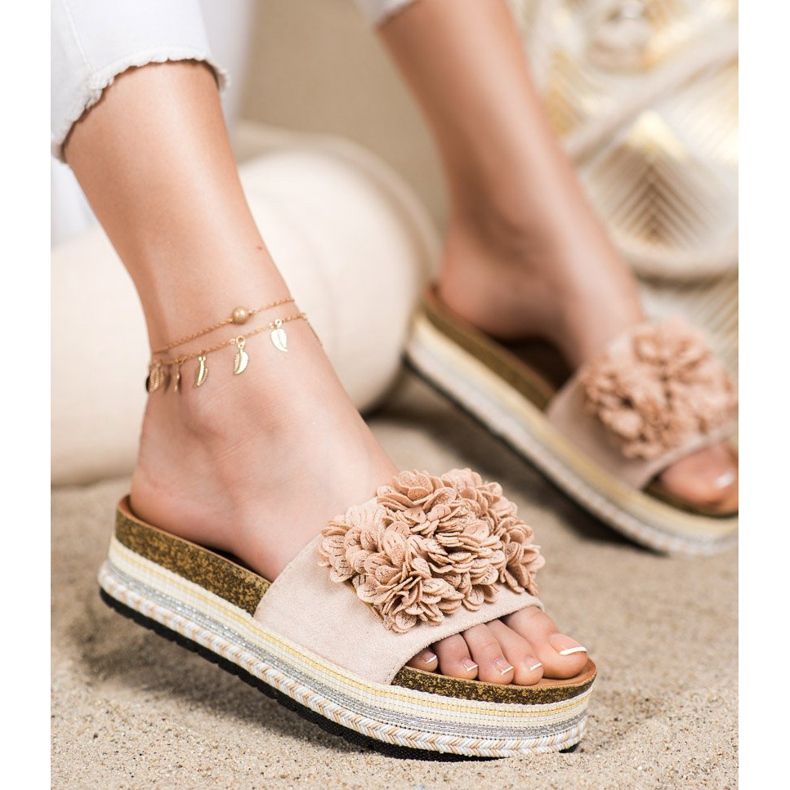 SHELOVET Tossut alustalla koristeella beige 1