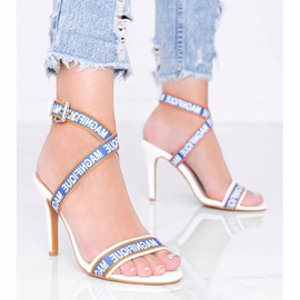 Venusi valkoiset korkokengät valkoinen 1