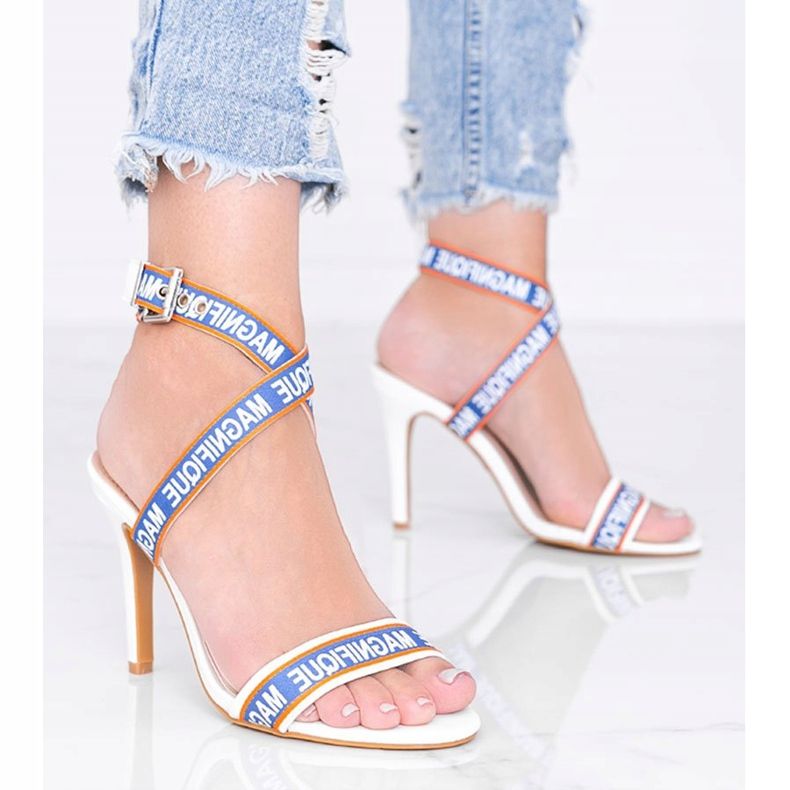 Venusi valkoiset korkokengät valkoinen 1