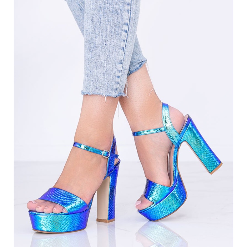 Siniset holografiset sandaalit Diane -postissa sininen 1