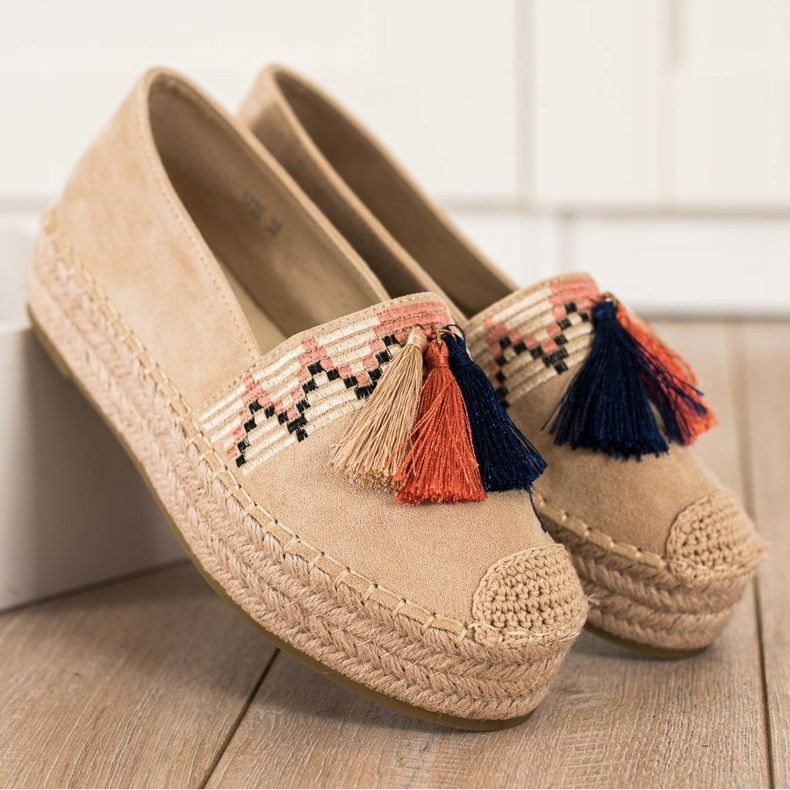 Coura Mokkanahkaiset espadrillit, joissa on hapsut beige 2
