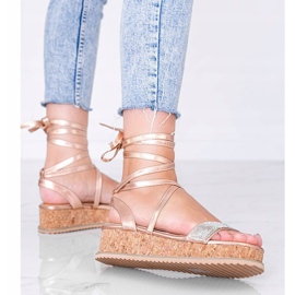 Vaaleanpunaiset sandaalit sidottu zirkonilla Ves vaaleanpunainen kultainen 1