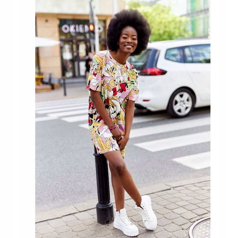 Naisten korkeat lenkkarit Manhattanin valkoisella alustalla valkoinen 2