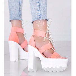 Vaaleanpunaiset sandaalit paksulla Hera -alustalla vaaleanpunainen 1