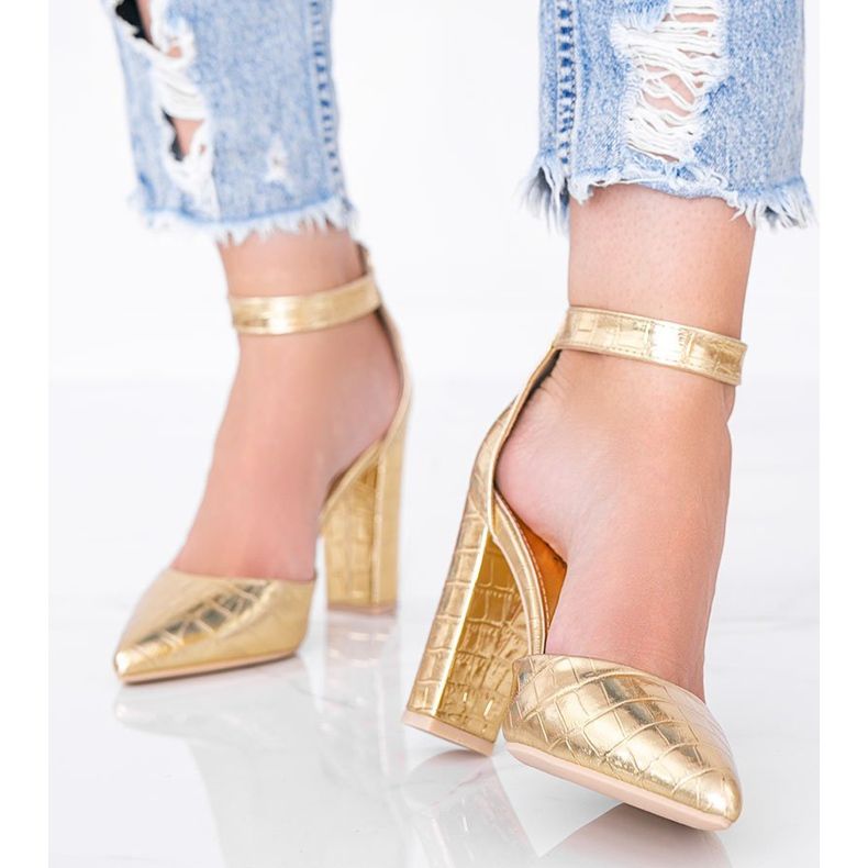 Sandaalit pylväässä Glamour-krokotiilin iho-aiheisena kultainen 1
