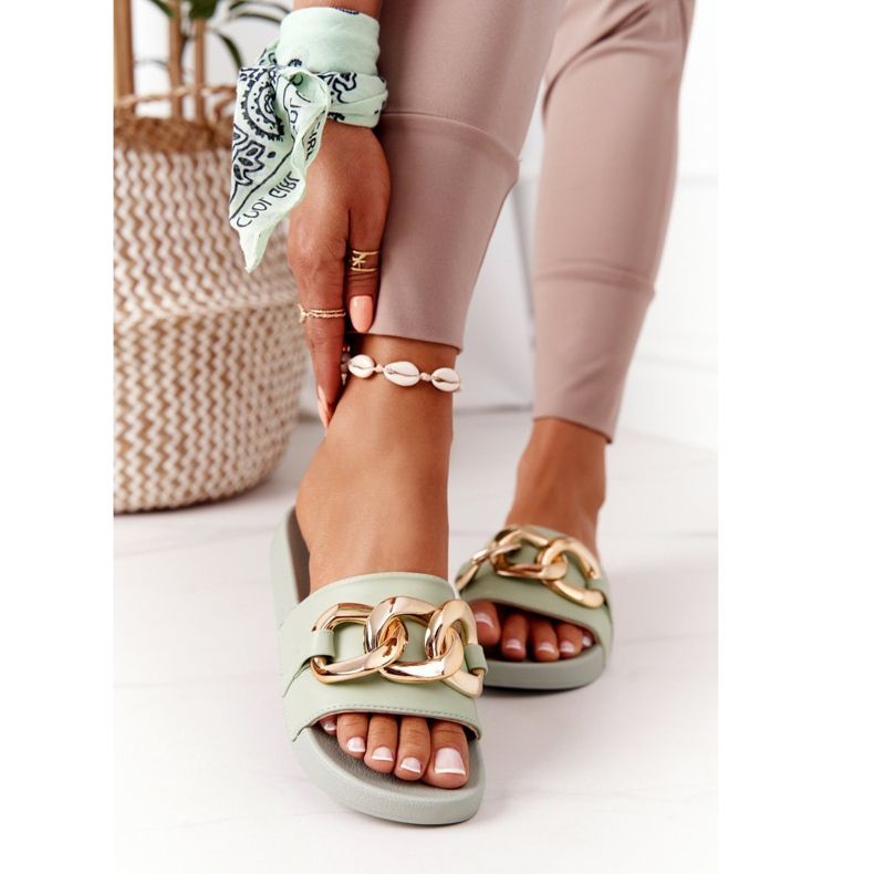 PS1 Yhden hetken kumitossut, joissa ketju vaaleanvihreä 1