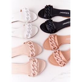 PS1 Nahkatossut, joissa on ketju valkoinen, askel askeleelta 2