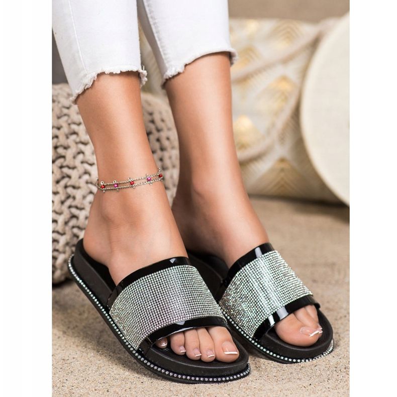 SHELOVET Kiiltävät mustat tossut 2