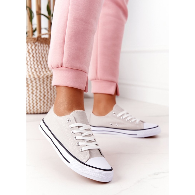 Naisten klassiset lenkkarit harmaat Omerta 1