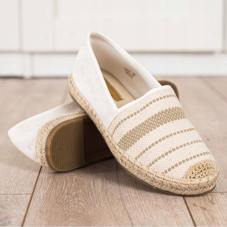 Ideal Shoes Espadrillot kuvioilla beige 1