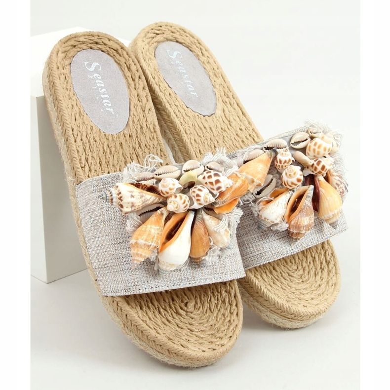 Harmaa YQ228P Harmaat tossut, joissa on kuoret 1