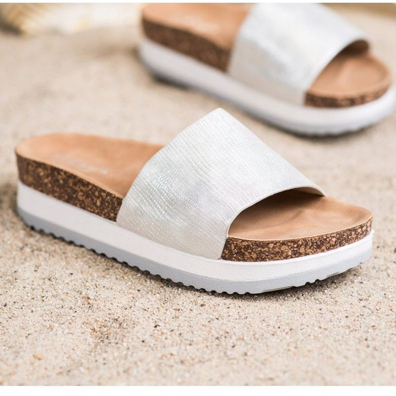 Kayla Tossut alustalla hopea 1