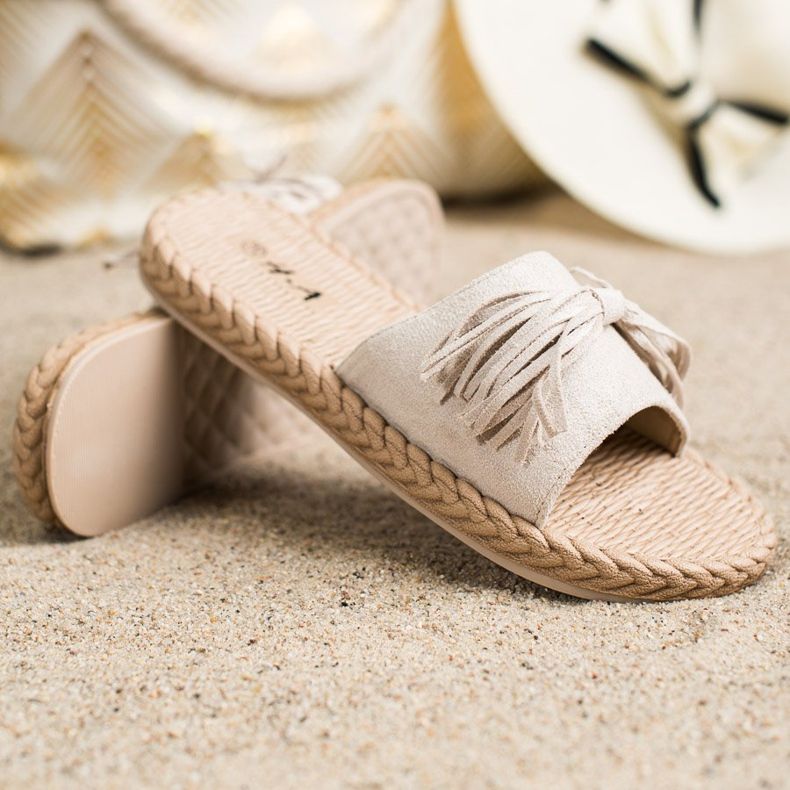 SHELOVET Tossut, joissa on hapsut beige 1