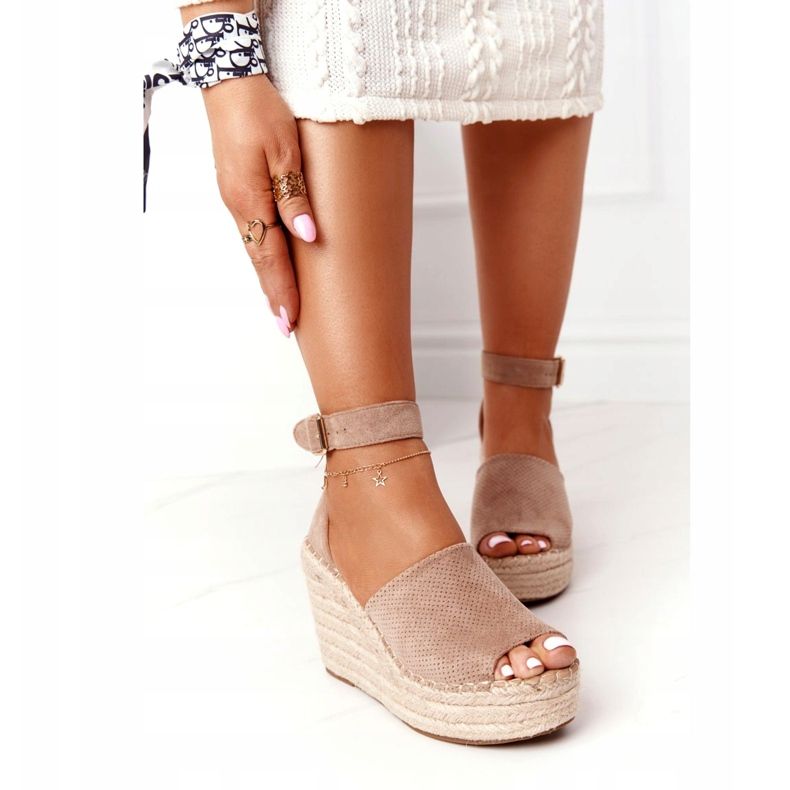 MSMG Vaaleanruskeat Makenna Wedge -sandaalit punoksilla beige 2