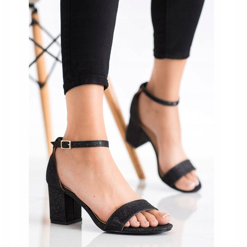 Mannika Klassiset sandaalit glitterillä musta 1