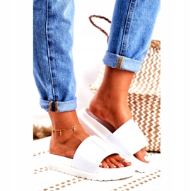 Big Star Naisten suuret tossut lavalla valkoinen FF274812 2