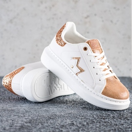 SHELOVET Tyylikkäät lenkkarit lavalla valkoinen 1