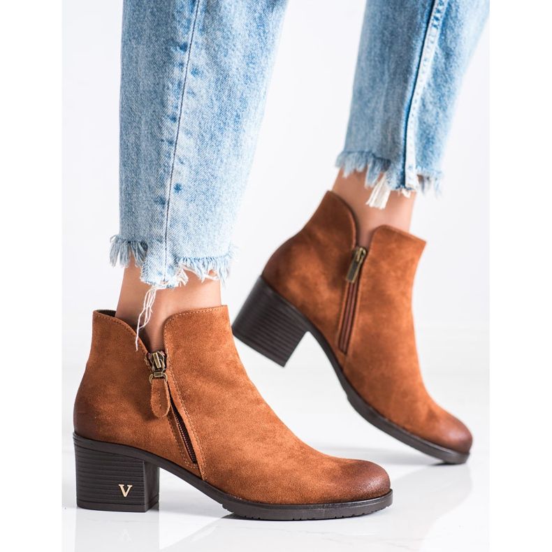 Klassiset saappaat VINCEZA -pylväässä ruskea 2