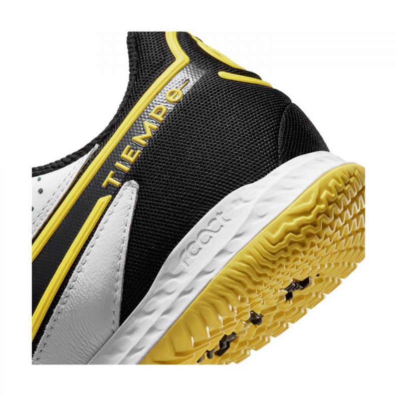 Nike React Legend 9 Pro Ic M DA1183-107 jalkapallokengät monivärinen valkoinen 1