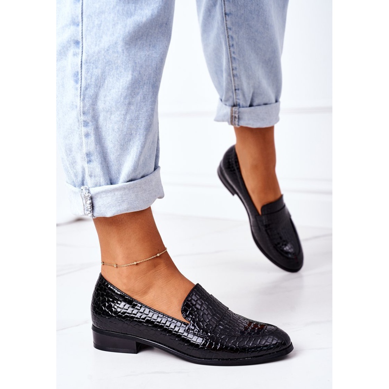 Lakatut mokkasiinit Vinceza 21-10674 musta 2