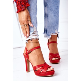 PW1 Tyylikäs punainen Anastasia sandaalit baarissa 2