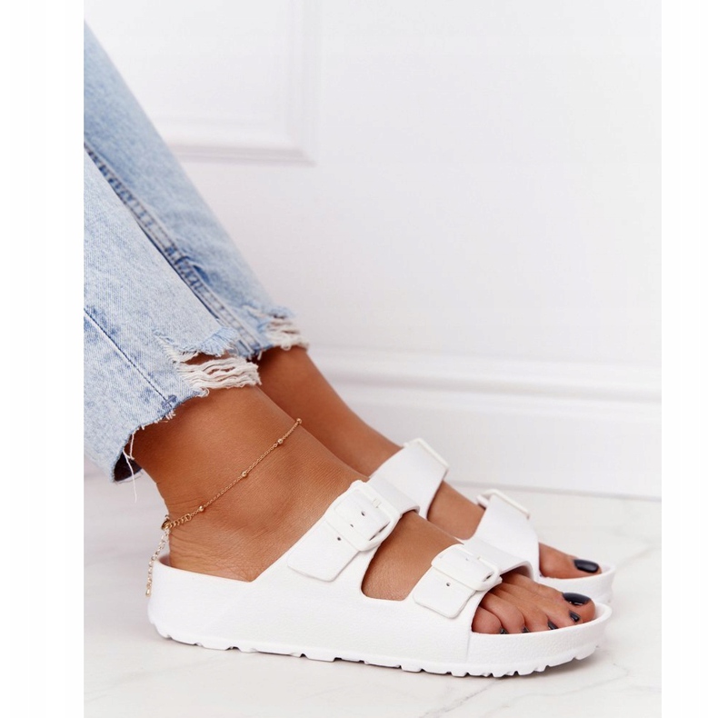 NEWS Naisten valkoiset Stacy -kumitossut valkoinen 1