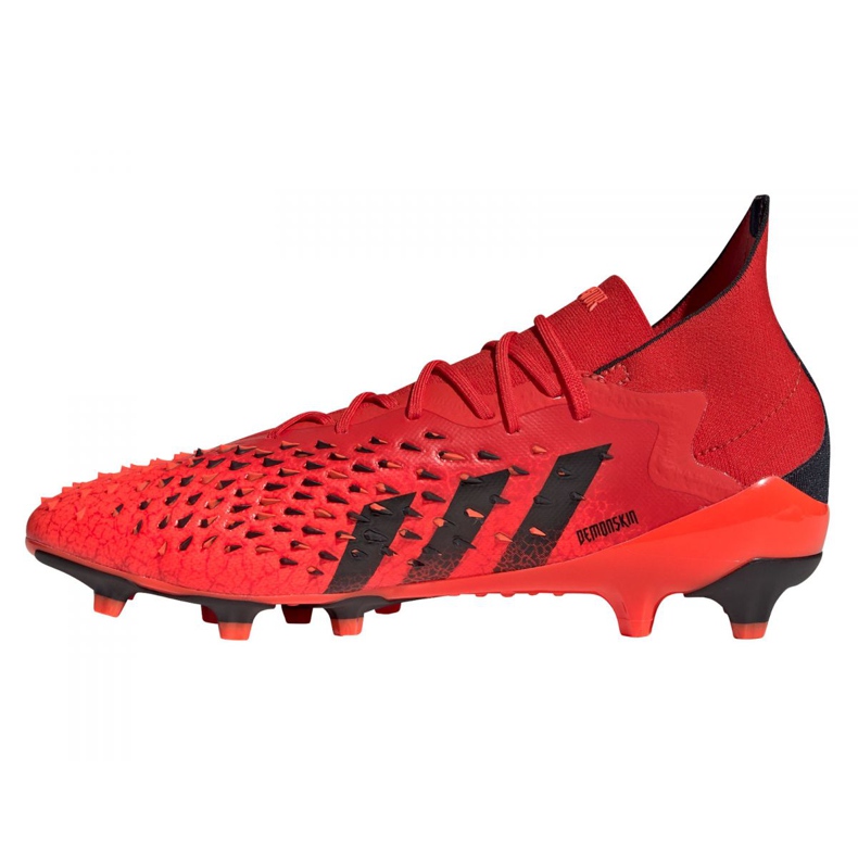 Adidas Predator Freak.1 Ag M FY6253 jalkapallokengät punainen punainen 1